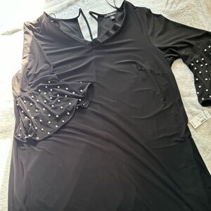 WITH TAGS. Pearl sleeve dress